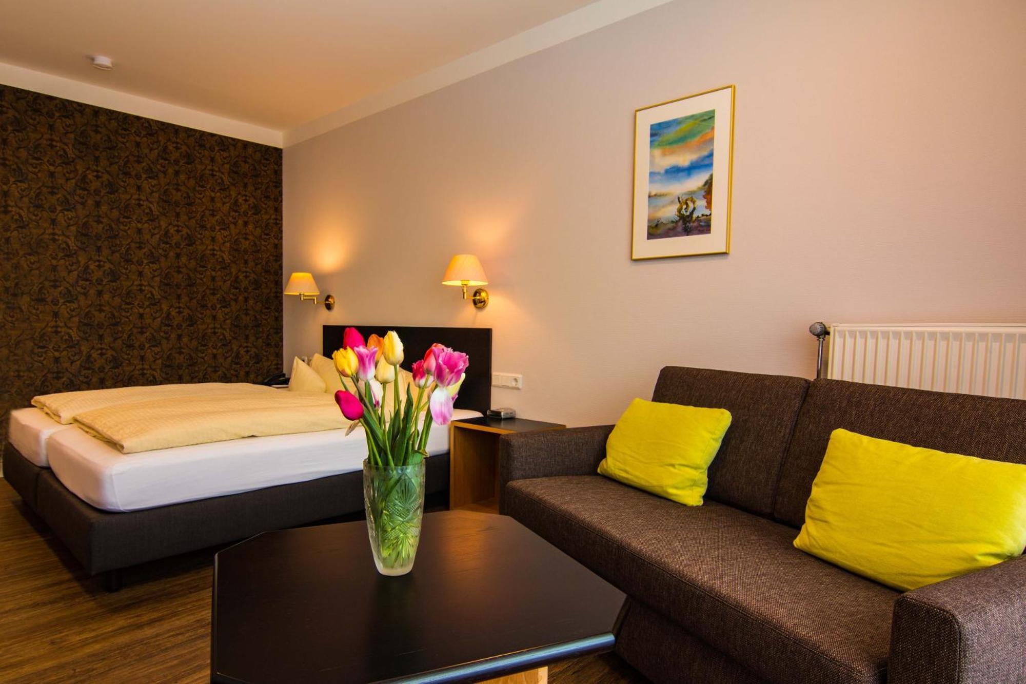 Garni Hotel & Ferienwohnungen Seeschloesschen Waldeck  Bagian luar foto